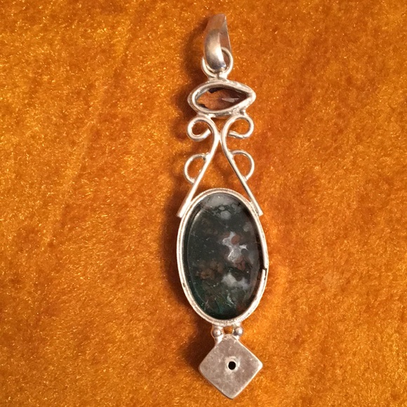 Pendant - Picture 4 of 5